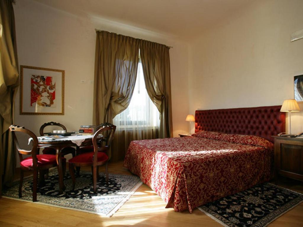 La Torre Hotel Moie Habitación foto
